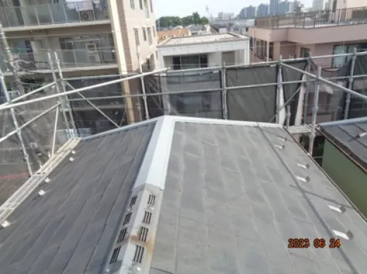 屋根カバー工事：施工前