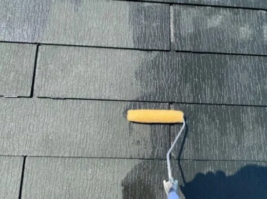 屋根塗装 - 下塗り1回目