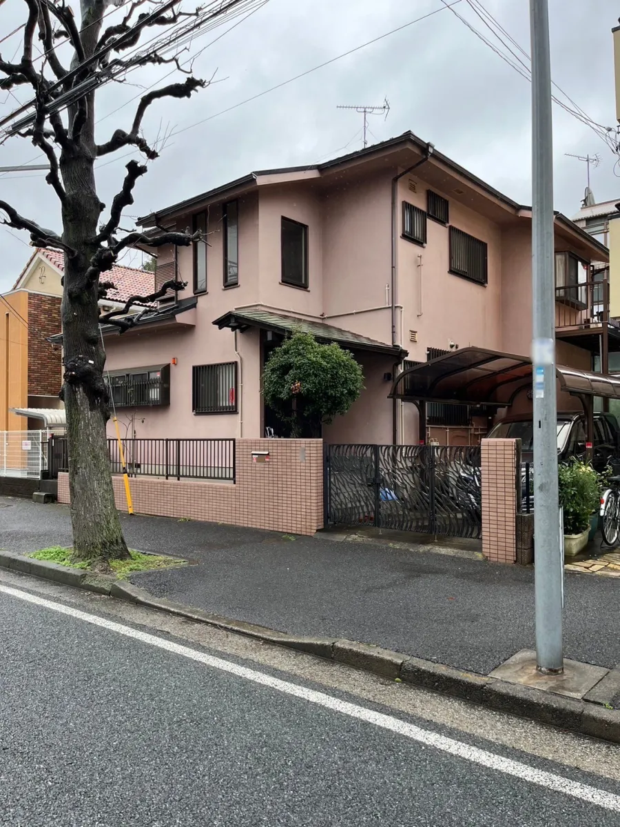 横浜市鶴見区　Ｋ様邸　外壁塗装工事：外壁カラーのイメージを一新！