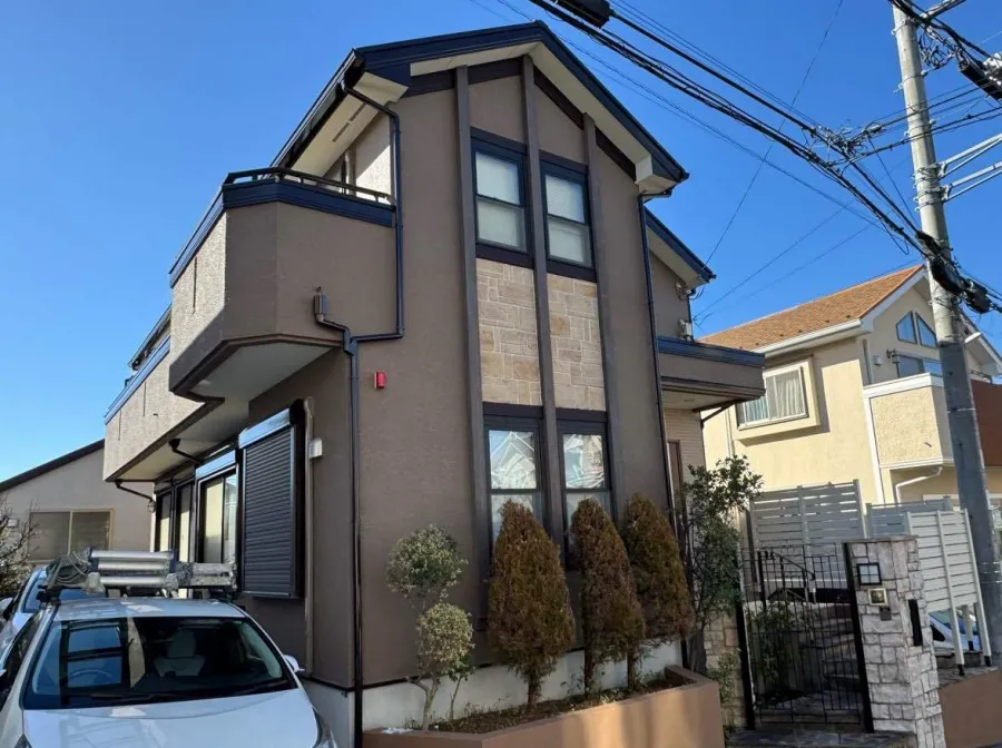 横浜市青葉区 K様邸 屋根・外壁塗装工事:落ち着きのあるモダンなカラーへリフォーム