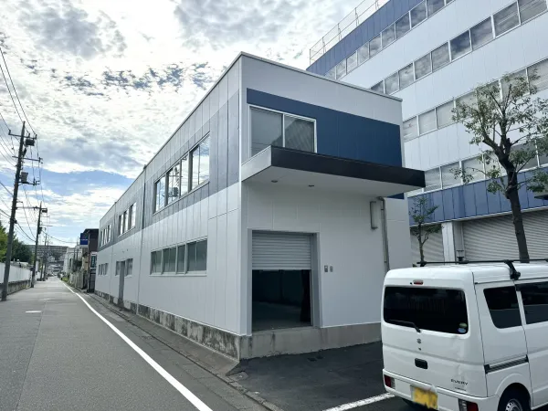 横浜市都筑区　H企業様　「社屋がきれいになり、大変満足しています！」